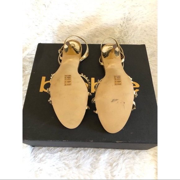 Gold Heels - Picture 2 of 3